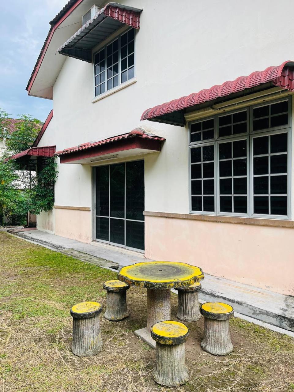 Sofea Homestay Ipoh Exterior foto
